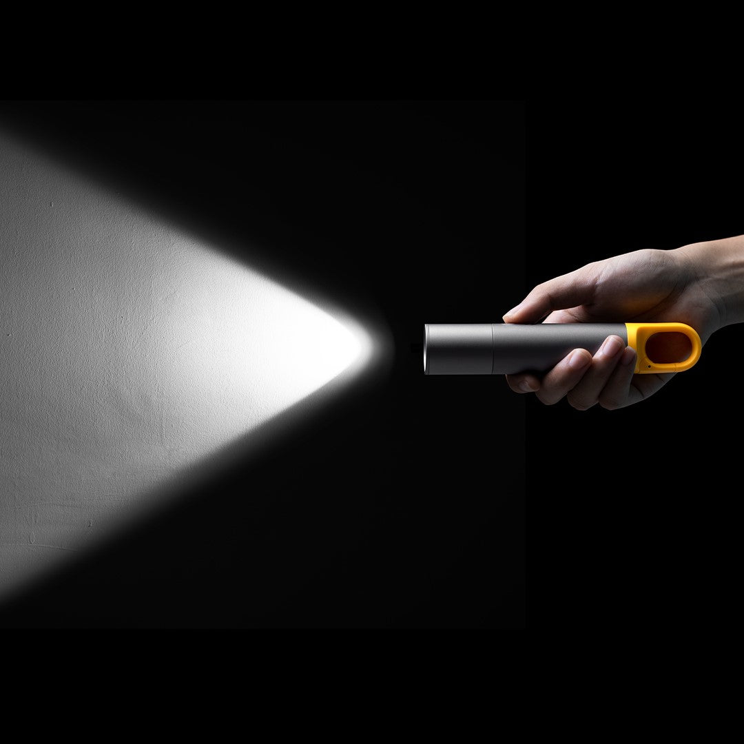 Lumen Bright Stepless Zoom Flashlight Long-Lasting Outdoor Camping Light