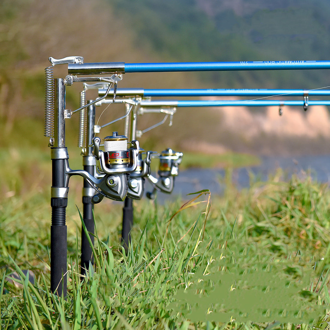 Self-Lifting Throwing Fishing Rod with Complete Fishing Gear