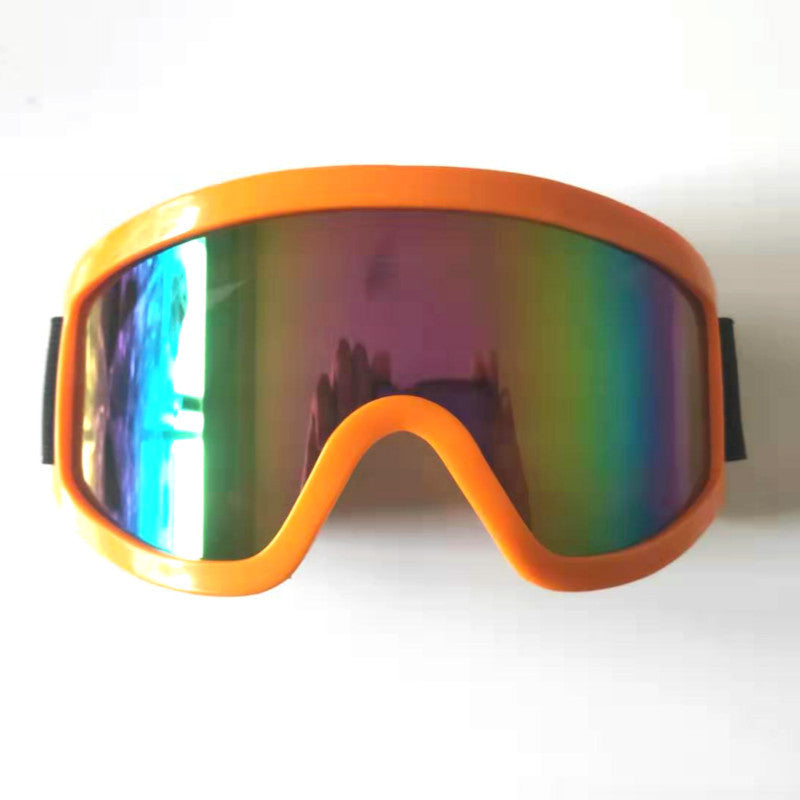 Impact-Resistant Ski Goggles with Dust Protection and Eye Mask Design