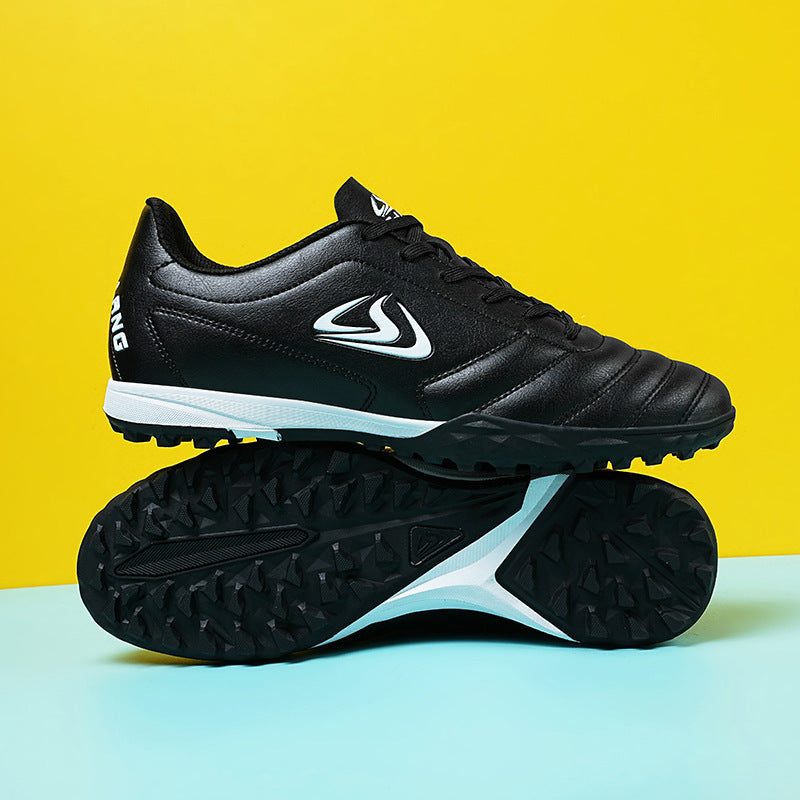 Outdoor Sports Soccer Shoes with Turf-Optimized Soles