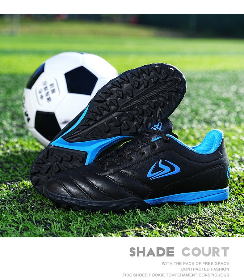 Outdoor Sports Soccer Shoes with Turf-Optimized Soles