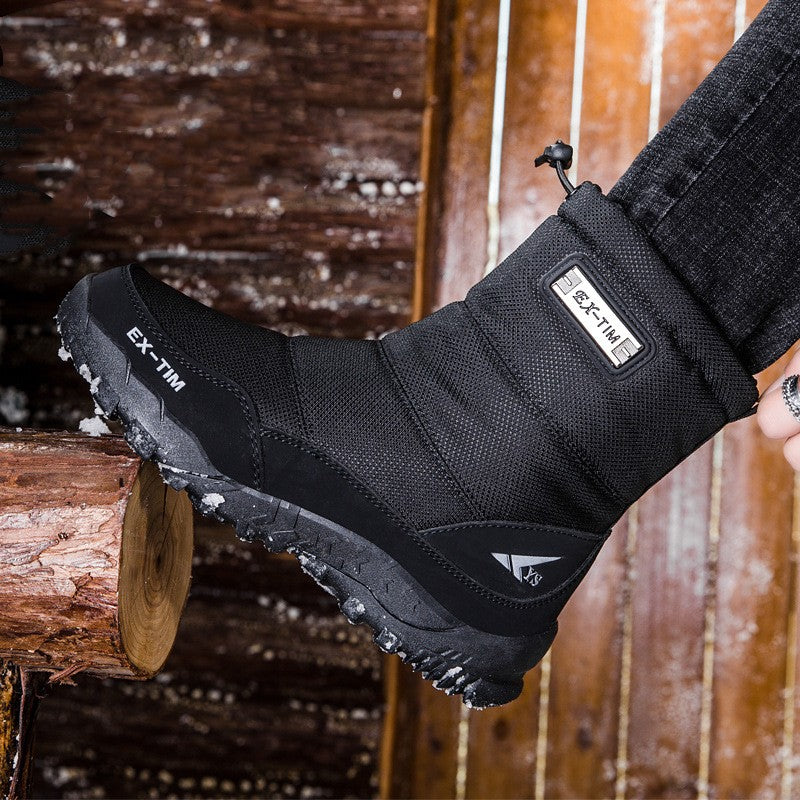Men’s Waterproof Short Snow Boots with Fleece Lining for Skiing and Hiking
